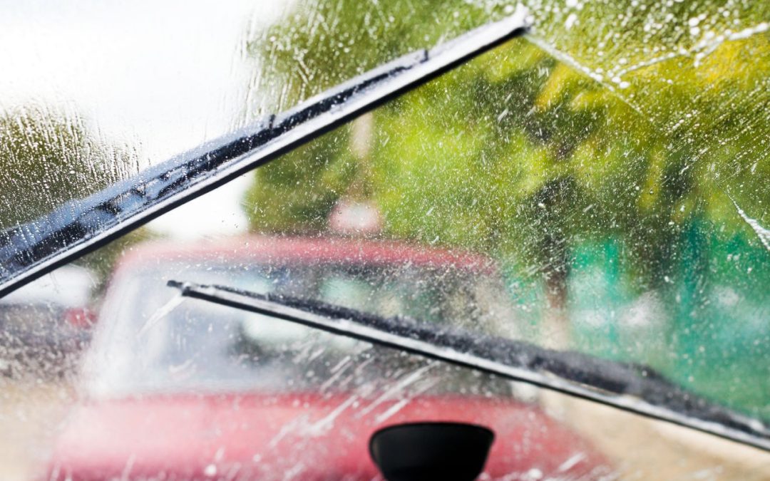 Conquista la carretera con seguridad: Protege tu vehículo frente al mal tiempo